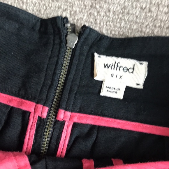 Wilfred Aritzia Black Pleated skirt 6 - Picture 5 of 6